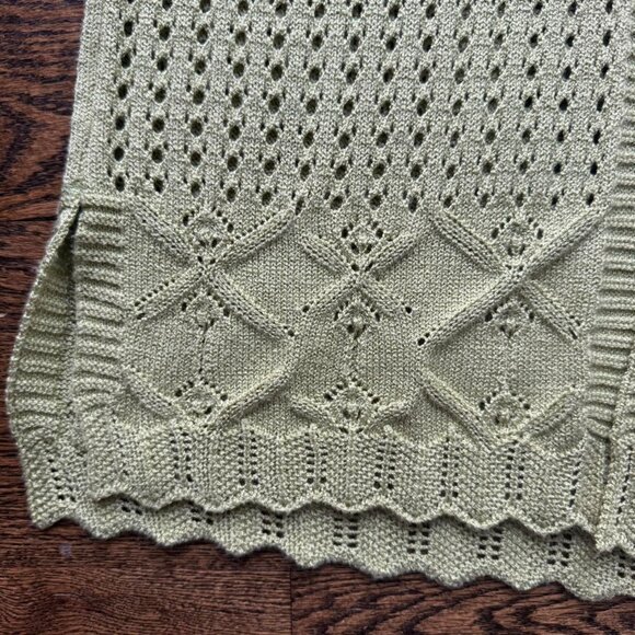 Vintage Green Crotchet Knit Sleeveless Layering Sweater Vest - Picture 2 of 6